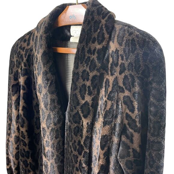 Cache Black and Brown Animal Print Cape - Picture 4 of 8